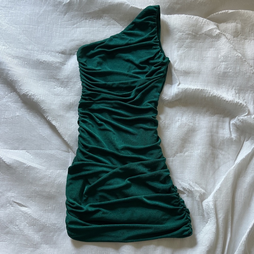 Green one shoulder dress